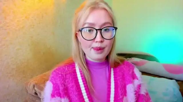 Image 2 of lisa_wonder Stream on Chaturbate on 15 months ago
