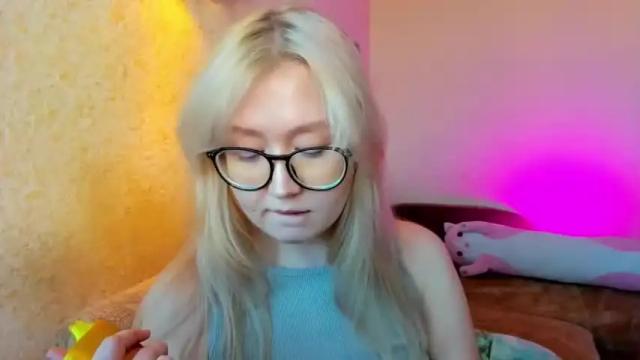 Image 7 of lisa_wonder Stream on Chaturbate on 15 months ago