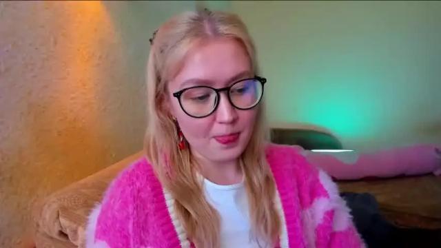 Image 8 of lisa_wonder Stream on Chaturbate on 14 months ago