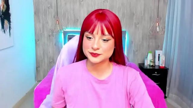 Image 12 of lisaa_swan Stream on Chaturbate on 16 months ago