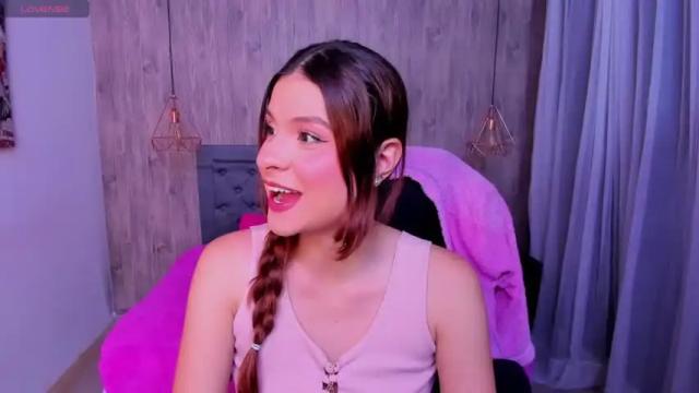 Thumbnail 1, lisaa_swan's Stream at Chaturbate, 15 months ago