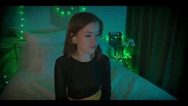 Image 8 of lisabeth_oh Stream on Chaturbate on 14 months ago