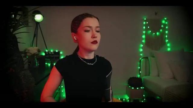 Image 11 of lisabeth_oh Stream on Chaturbate on 13 months ago