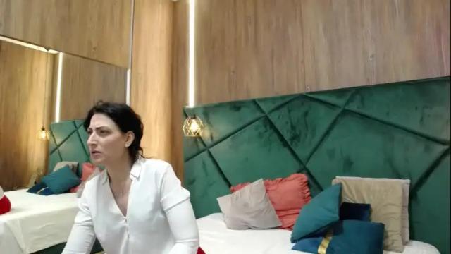 Thumbnail 2, lisacroft's Stream at Chaturbate, 19 days ago