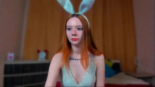 Image 3 of lisafoxyx Stream on Chaturbate on 10 months ago