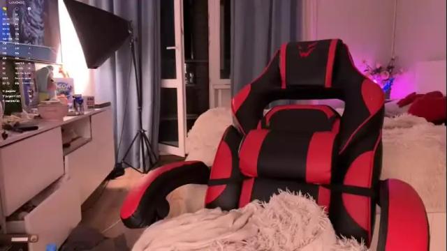 Image 10 of lisalaas Stream on Chaturbate on 4 months ago