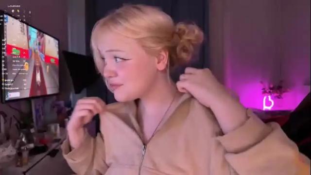 Thumbnail 1, lisalaas's Stream at Chaturbate, 4 months ago