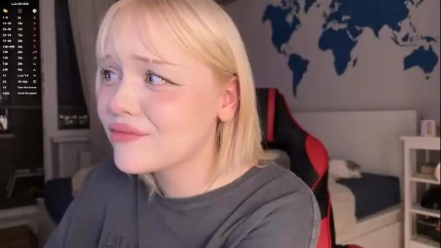 Image 4 of lisalaas Stream on Chaturbate on 4 months ago