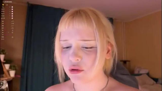 Image 10 of lisalaas Stream on Chaturbate on 2 months ago
