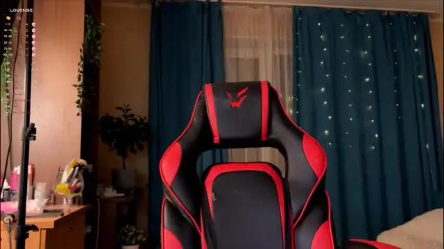 Image 10 of lisalaas Stream on Chaturbate on 1 month ago