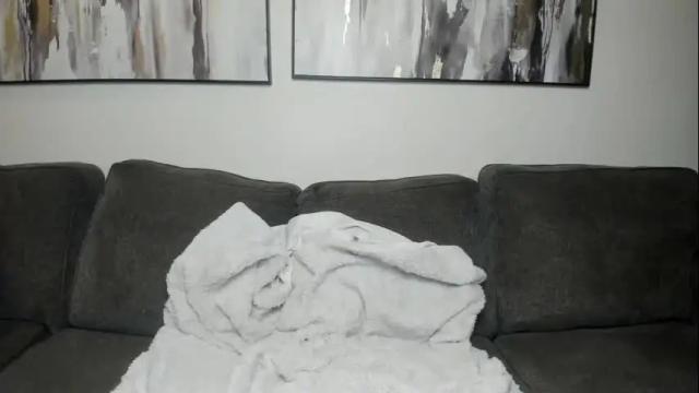 Image 6 of lisaloves6ix9 Stream on Chaturbate on 8 days ago