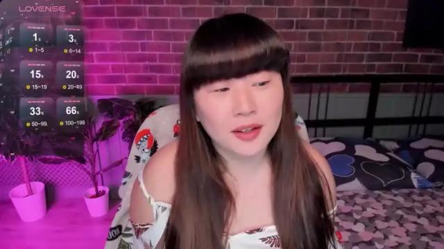 Image 6 of lisameoww Stream on Chaturbate on 14 months ago