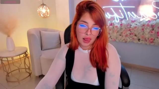 Image 4 of lisamonroe_ Stream on Chaturbate on 13 months ago