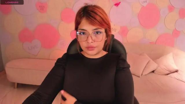 Image 10 of lisamonroe_ Stream on Chaturbate on 13 months ago