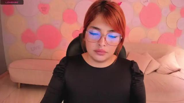Image 6 of lisamonroe_ Stream on Chaturbate on 13 months ago