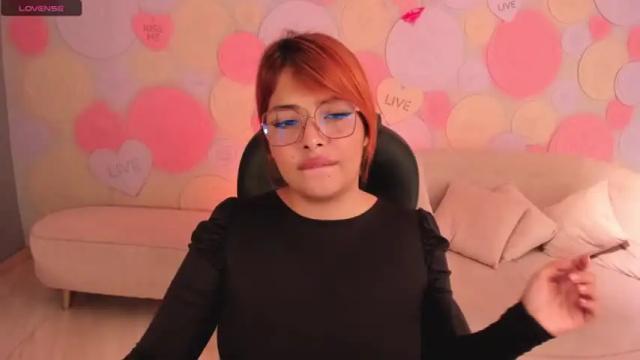 Image 7 of lisamonroe_ Stream on Chaturbate on 13 months ago