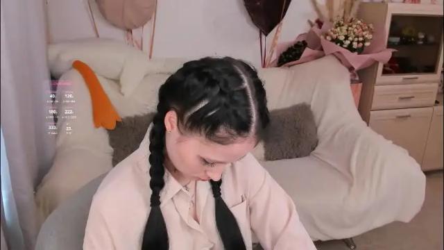 Image 8 of lisamooore Stream on Chaturbate on 2 months ago