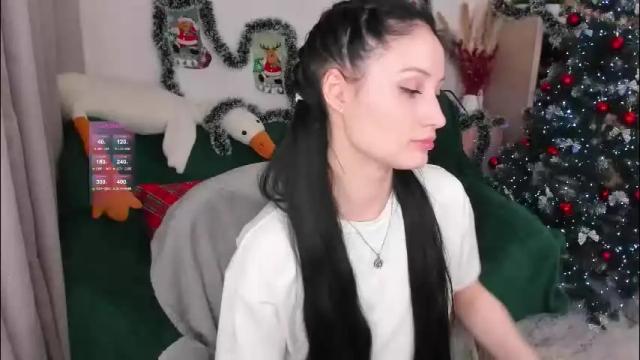 Image 11 of lisamooore Stream on Chaturbate on 24 days ago