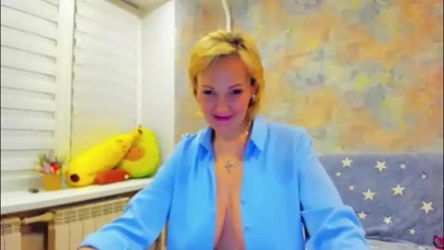 Image 10 of lisasimsx Stream on Chaturbate on 12 days ago