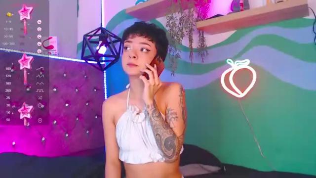 Image 6 of lisathomm2023 Stream on Chaturbate on 16 months ago