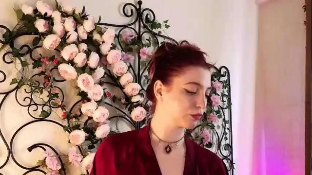 Image 11 of lisavamp Stream on Chaturbate on 12 days ago