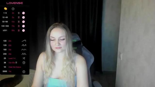 Image 11 of lisavanoranje Stream on Chaturbate on 17 months ago
