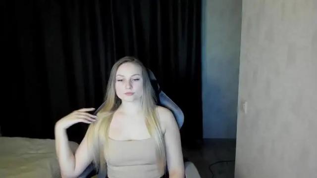 Thumbnail 2, lisavanoranje's Stream at Chaturbate, 16 months ago