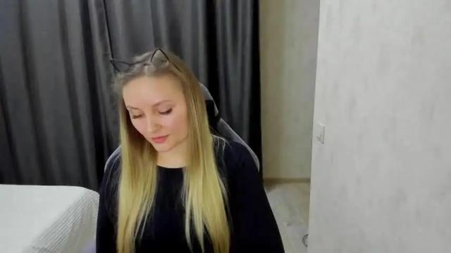 Thumbnail 3, lisavanoranje's Stream at Chaturbate, 16 months ago