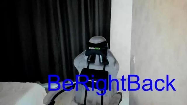 Image 11 of lisavanoranje Stream on Chaturbate on 16 months ago