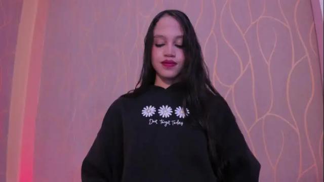 Image 3 of lisawhisper Stream on Chaturbate on 6 months ago