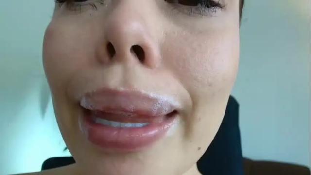 Image 2 of lisbet_21x Stream on Chaturbate on 3 months ago