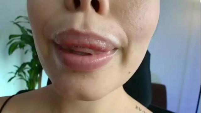 Image 12 of lisbet_21x Stream on Chaturbate on 3 months ago