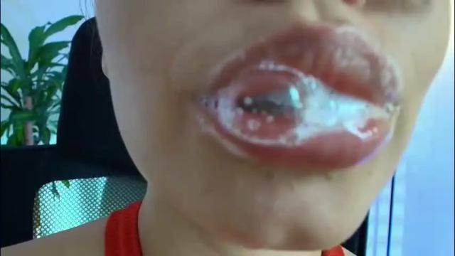 Image 3 of lisbet_21x Stream on Chaturbate on 1 month ago