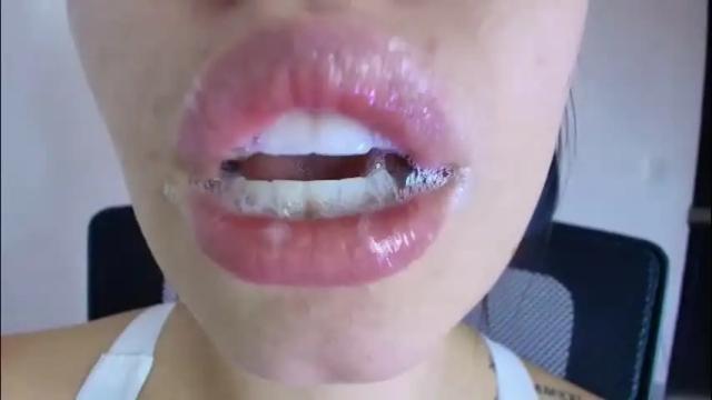 Image 3 of lisbet_21x Stream on Chaturbate on 1 month ago