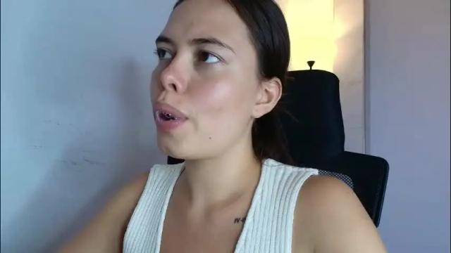 Image 10 of lisbet_21x Stream on Chaturbate on 1 month ago
