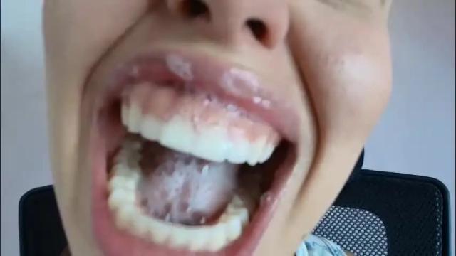 Image 2 of lisbet_21x Stream on Chaturbate on 1 month ago