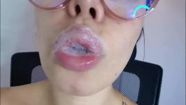 Image 3 of lisbet_21x Stream on Chaturbate on 1 month ago