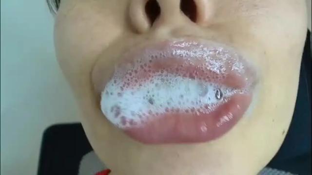 Image 12 of lisbet_21x Stream on Chaturbate on 28 days ago