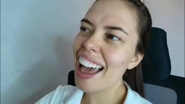 Image 4 of lisbet_21x Stream on Chaturbate on 23 days ago