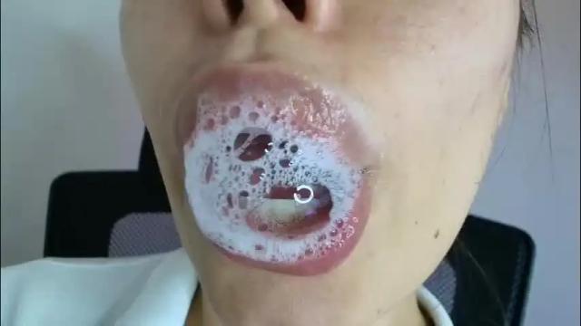 Image 6 of lisbet_21x Stream on Chaturbate on 23 days ago