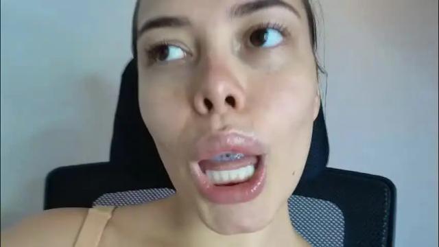 Image 3 of lisbet_21x Stream on Chaturbate on 22 days ago