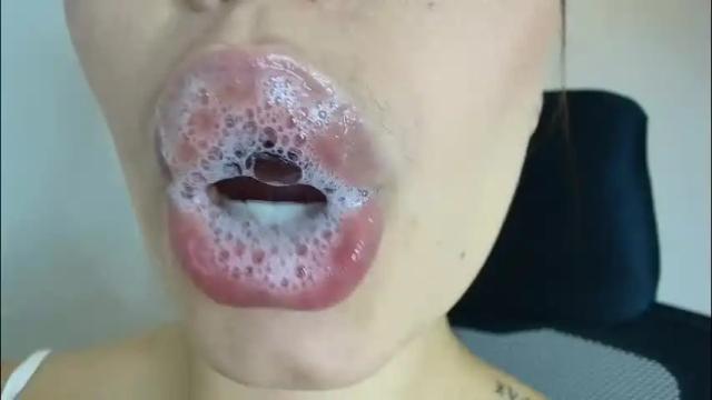 Image 8 of lisbet_21x Stream on Chaturbate on 1 day ago