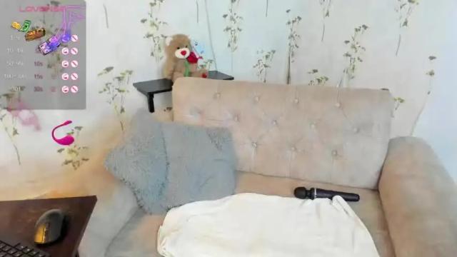 Thumbnail 1, lisbeth_rodriguez69's Stream at Chaturbate, 17 months ago