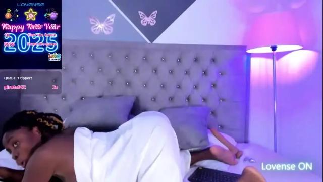Image 4 of lisbethdavilas Stream on Chaturbate on 21 days ago