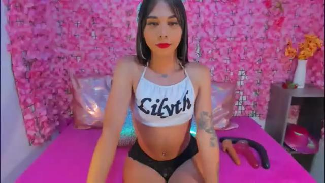 Image 12 of lisbethqueen_ Stream on Chaturbate on 4 days ago