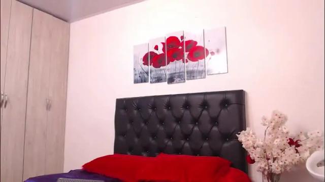Image 4 of liseth_f00x Stream on Chaturbate on 2 months ago