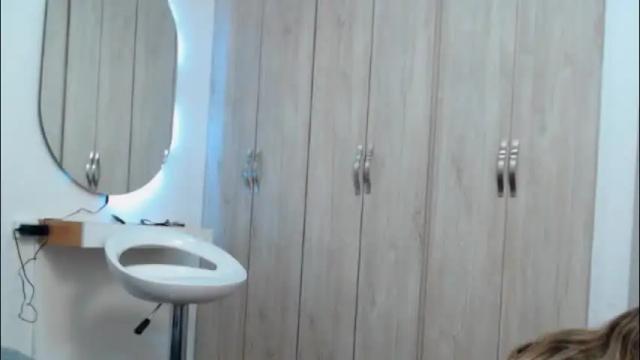 Image 2 of liseth_f00x Stream on Chaturbate on 2 months ago