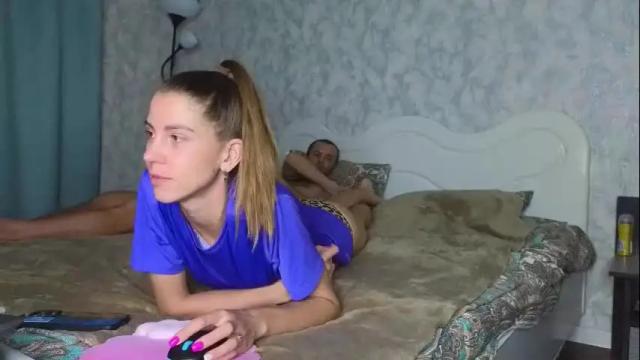 Image 4 of lisi4ka_basik33 Stream on Chaturbate on 13 days ago