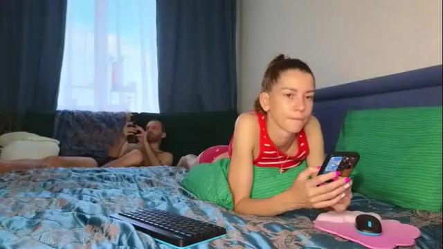 Image 6 of lisi4ka_basik33 Stream on Chaturbate on 1 month ago