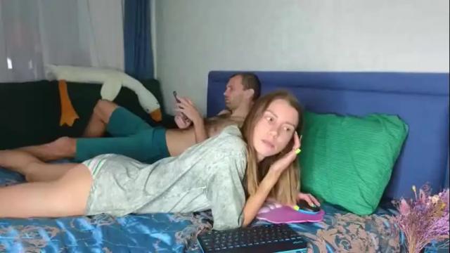 Image 2 of lisi4ka_basik33 Stream on Chaturbate on 1 month ago